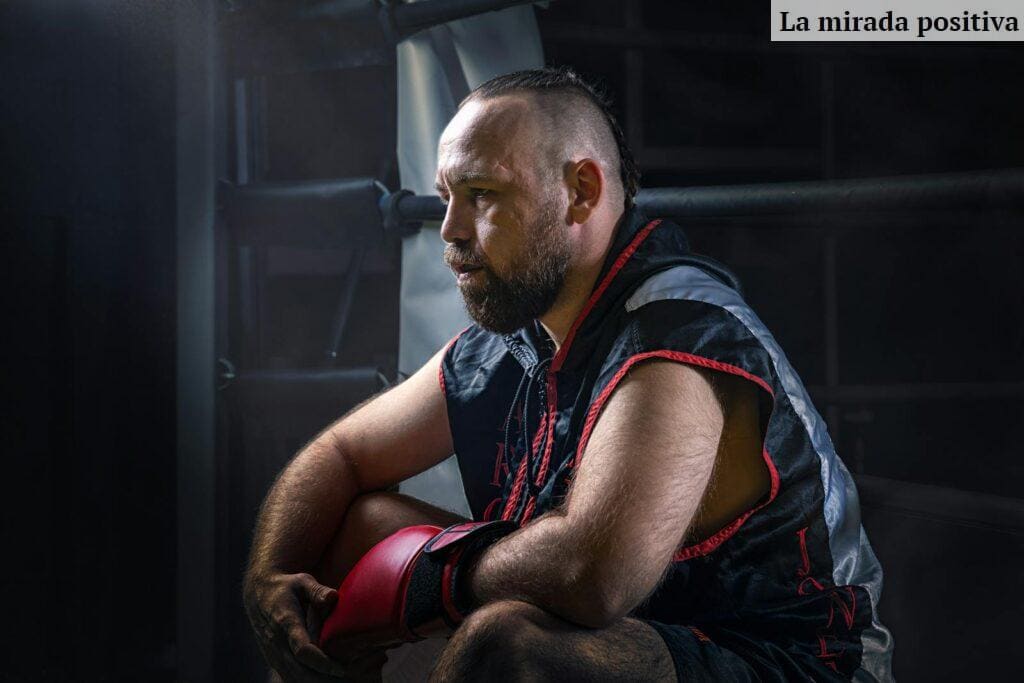 Boxing man